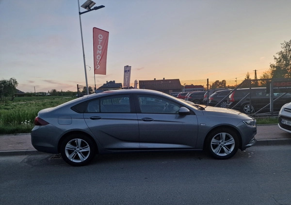 Opel Insignia cena 49200 przebieg: 189000, rok produkcji 2018 z Szczecin małe 781